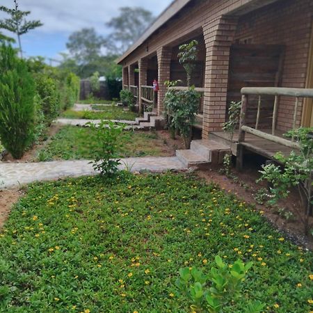 Sunshinevibe Guest House Kasane Dış mekan fotoğraf