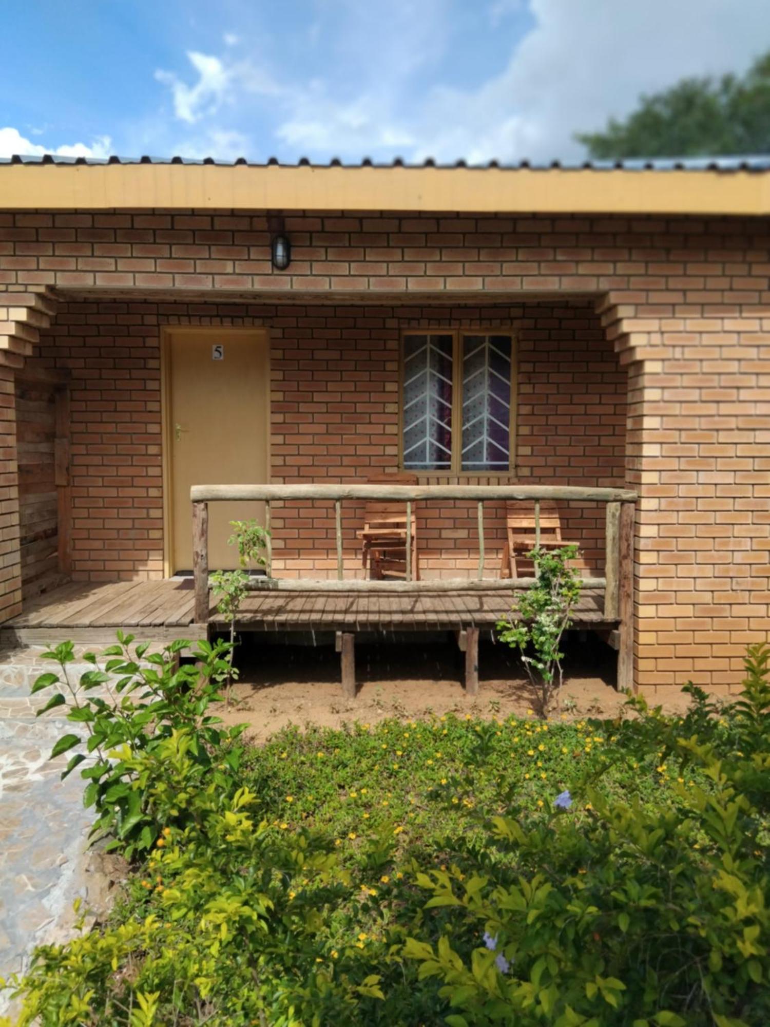 Sunshinevibe Guest House Kasane Dış mekan fotoğraf